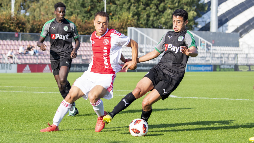 de-toekomst-o19-bijt-zich-stuk-op-fc-groningen-o16-ruim-langs-volendam-3