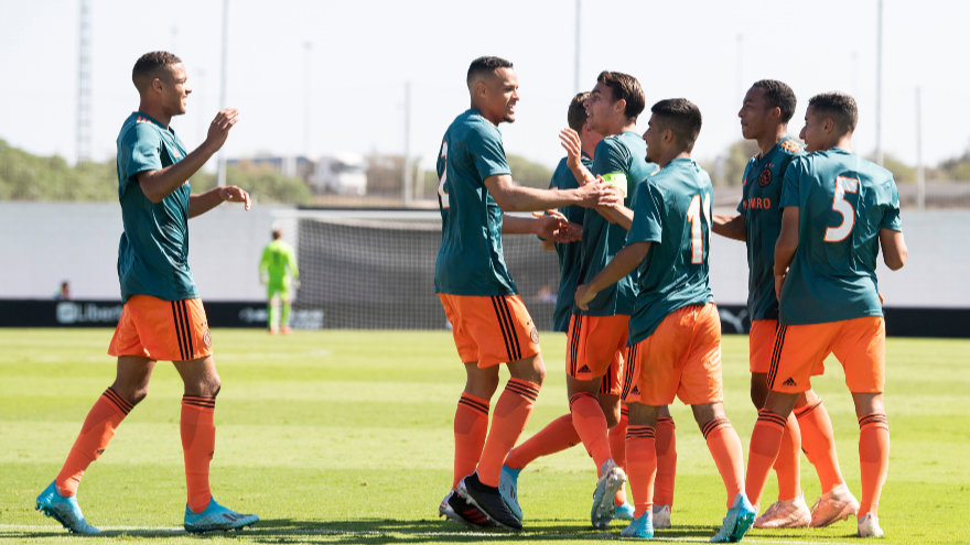 ajax-019-loot-atletico-madrid-in-de-uefa-youth-league