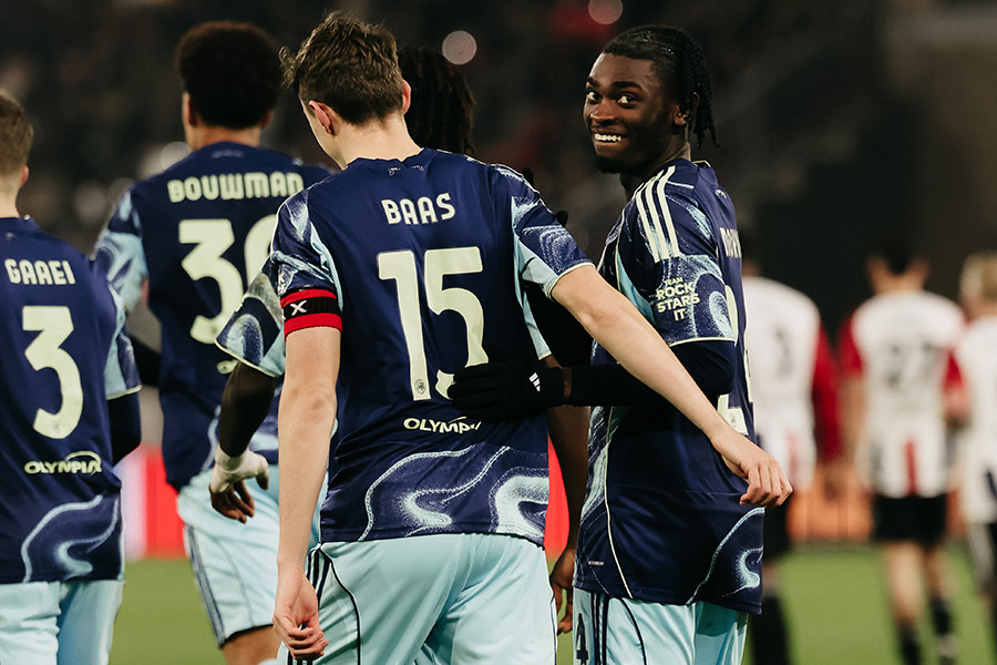 Mokio Terugkijk Baas