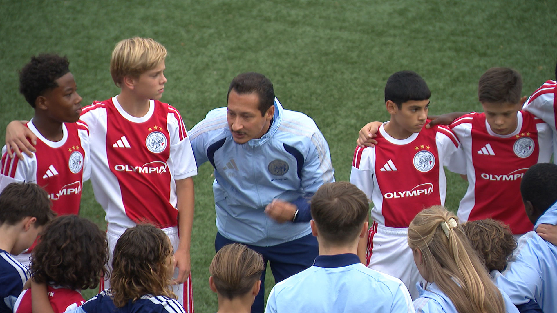 Highlights Ajax O14 - FC Volendam O14 | Verschil gemaakt na rust
