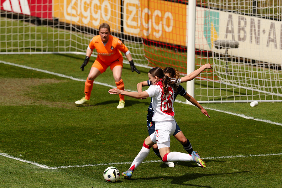 Ajax VR Telstar 4
