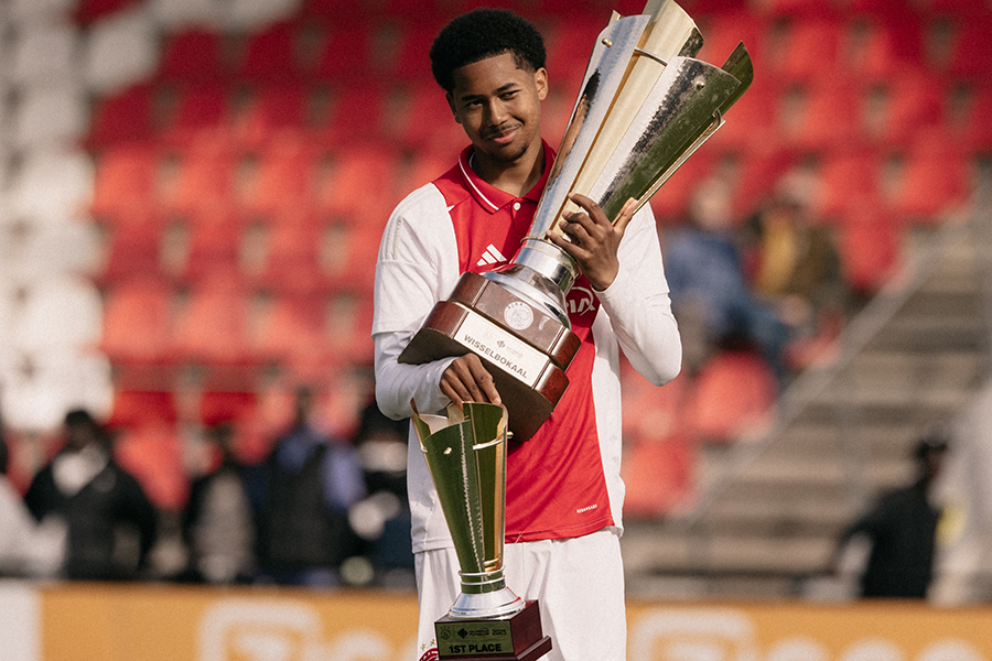 Ajax BM 9
