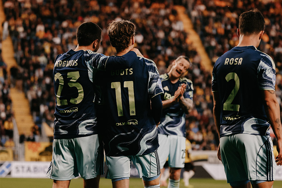 Mika Team Celebration