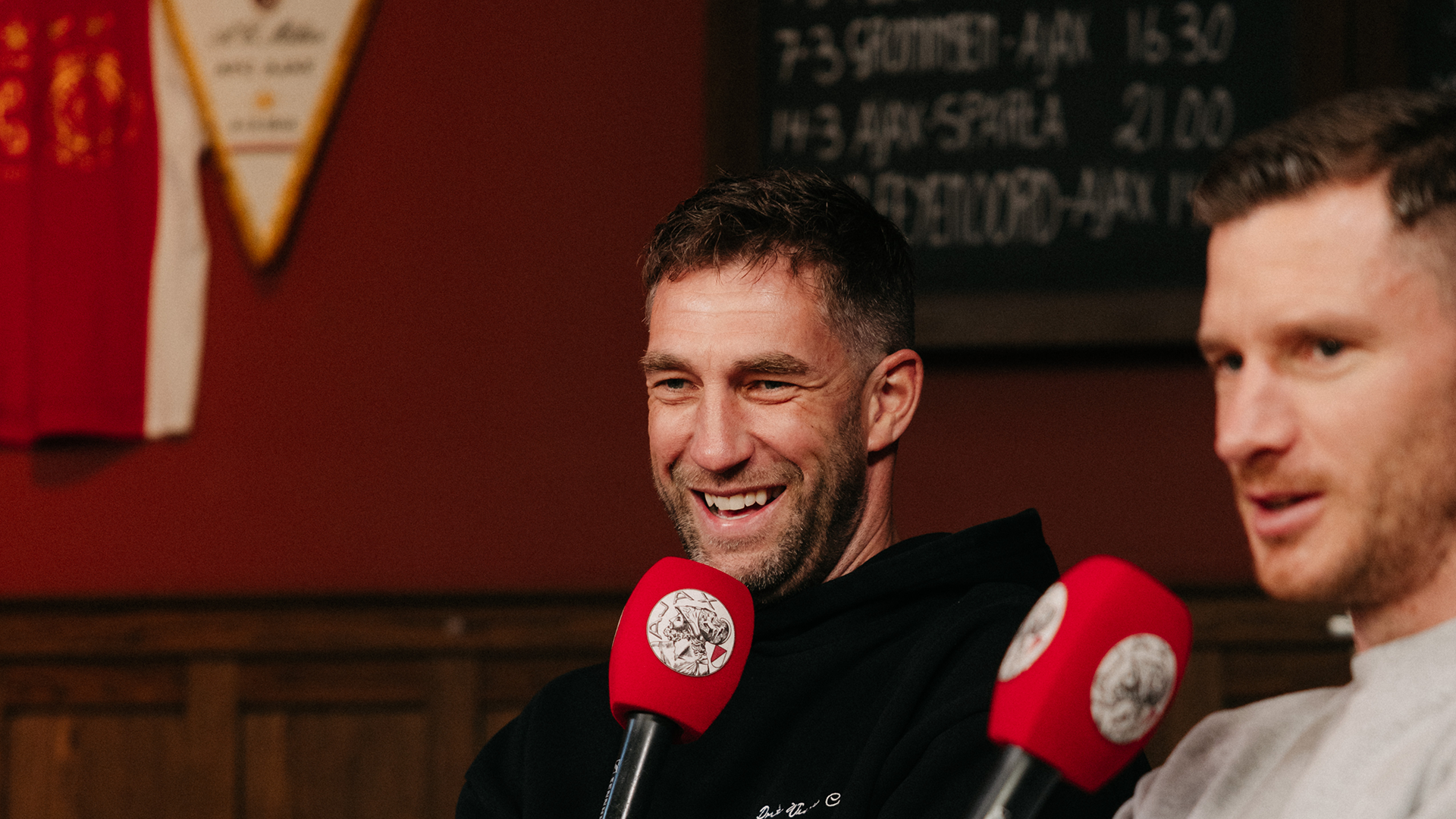 Reünie in Amsterdams café