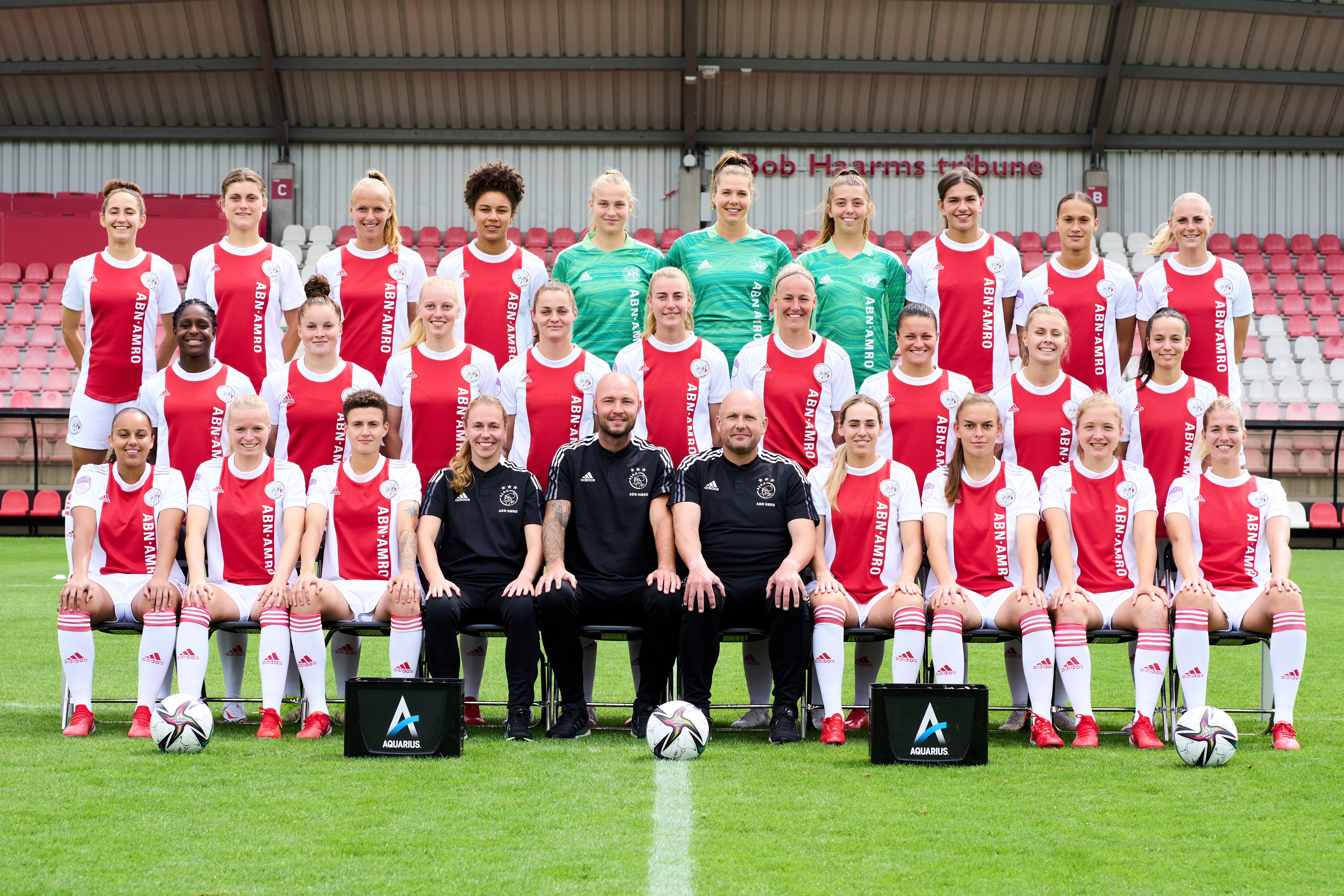 Kan worden genegeerd Hoofd Boren Alle informatie over Ajax vrouwen - Ajax.nl
