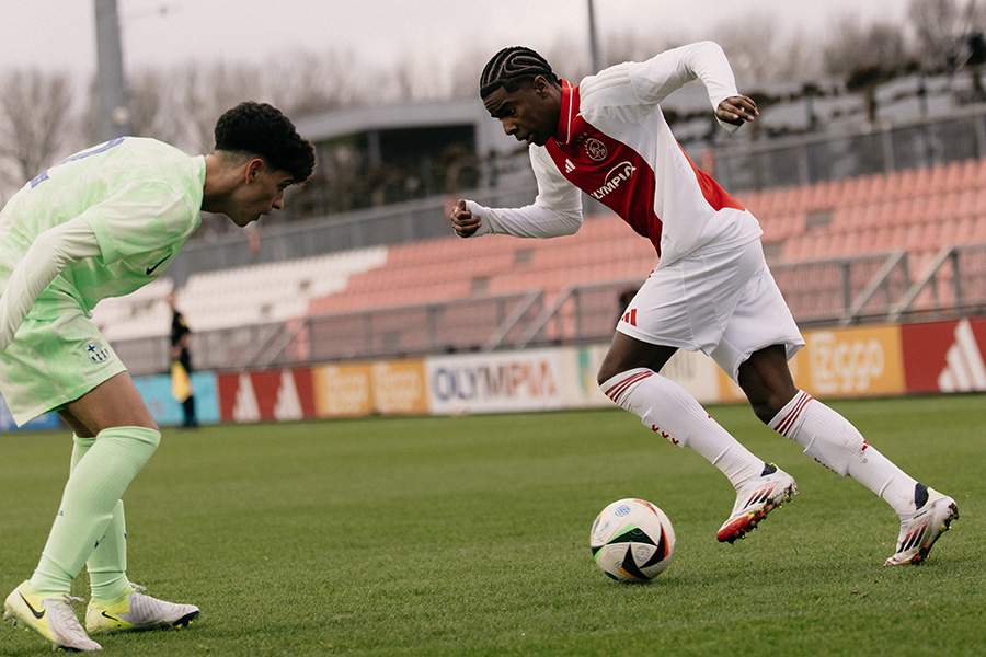 Ajax O16 Barca 4