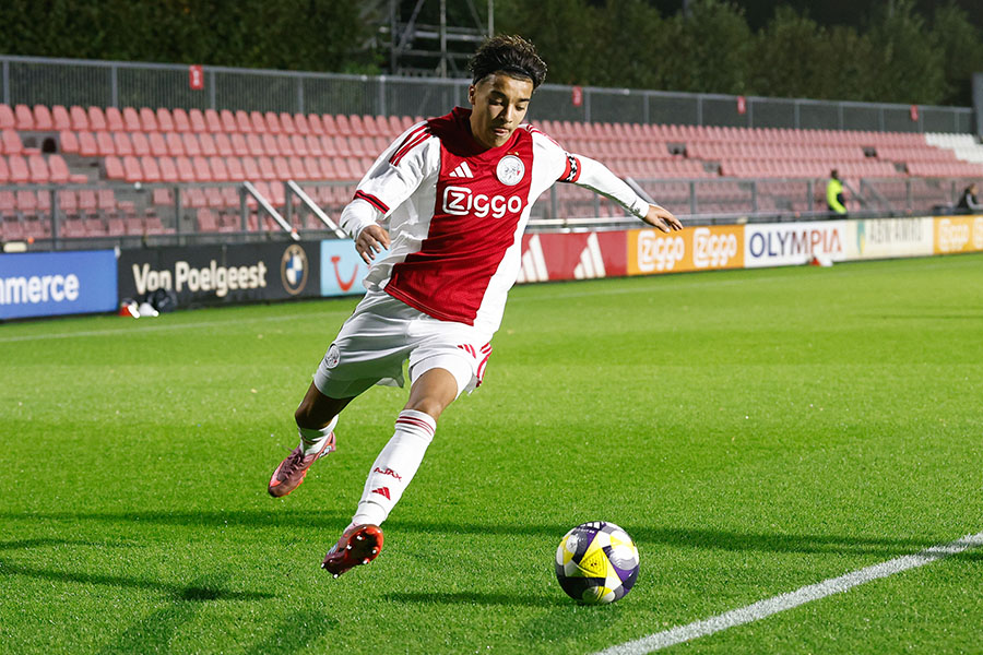 Jong Ajax ADO 4
