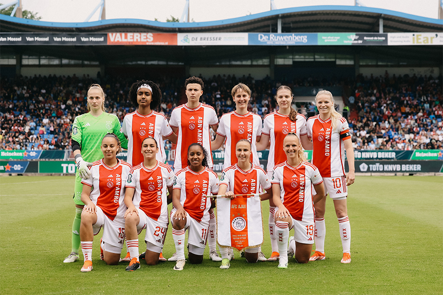Ajaxvrouwenteam