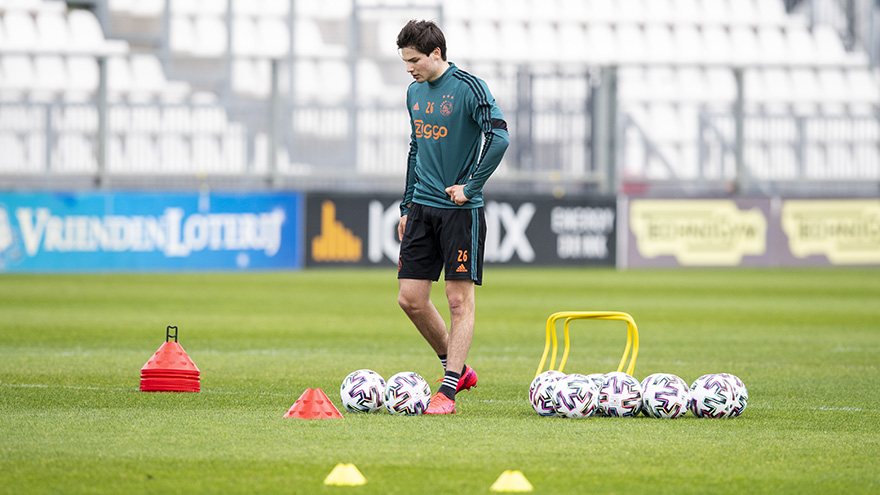 fotos-nu-ook-de-andere-helft-van-de-selectie-in-beeld-10