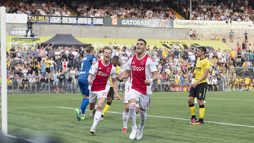 liveblog-tadic-bezorgt-stroperig-ajax-last-minute-zege-in-venlo-2