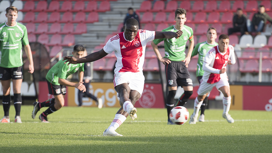 toekomst-alert-ajax-o19-met-ruime-cijfers-langs-necfc-oss-6