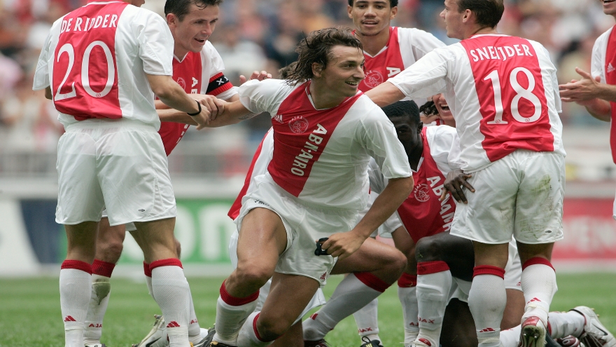 de-favoriete-ajax-elf-van-maxwell-6