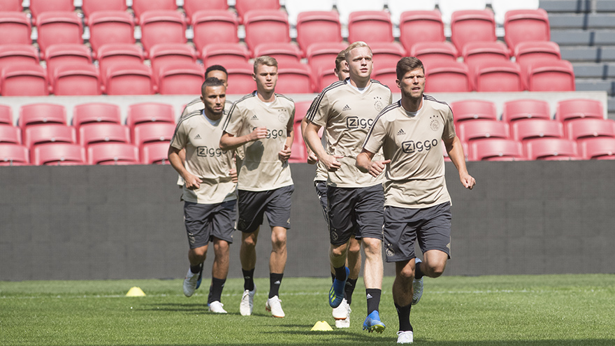 stilte-voor-de-sturm-in-johan-cruijff-arena-3