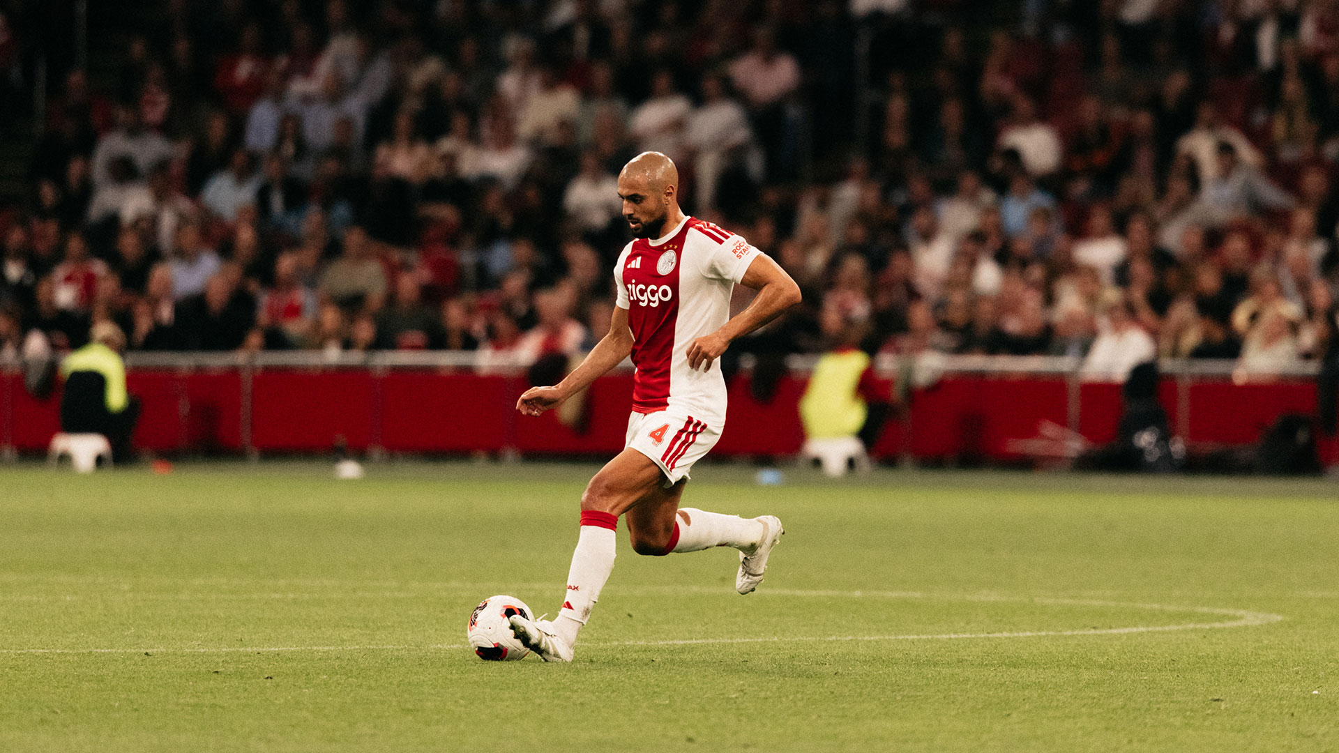 Luister naar Ajax - NEC via Ajax Radio