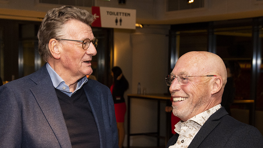 boek-louis-33-jaar-ajax-fotograaf-vanaf-nu-verkrijgbaar-2