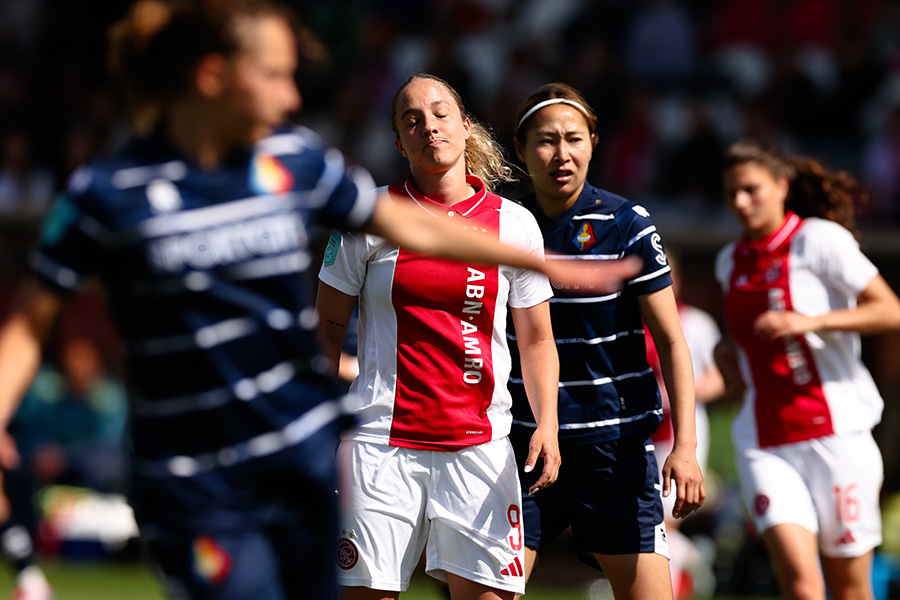 Ajax VR Telstar 9