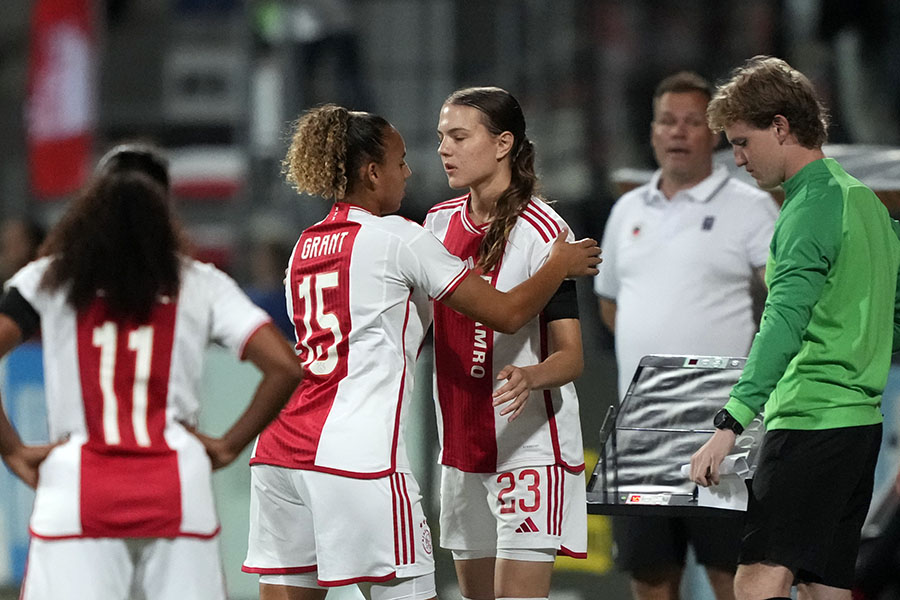 Excelsior Vrouwen Ajax Vrouwen Wissel Keukelaar Grant 900