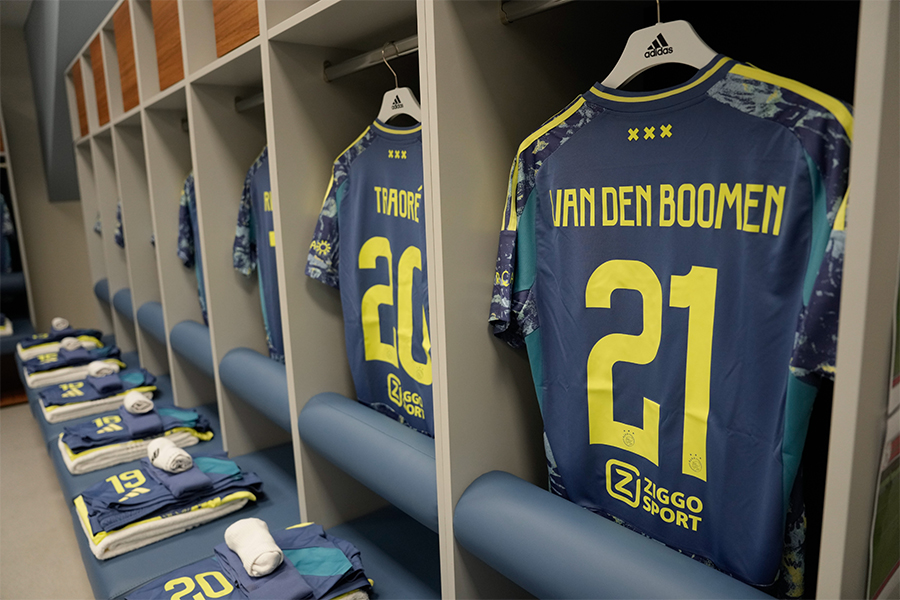 Kleedkameruitshirts3