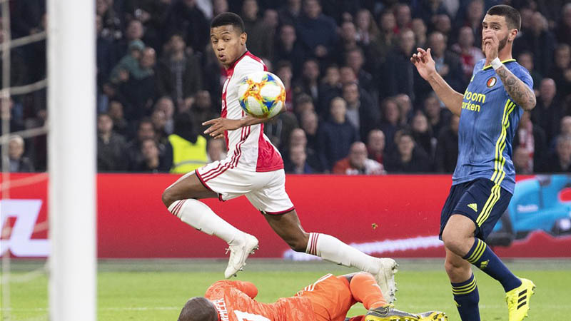 ajax-soepel-langs-feyenoord-4-0-3