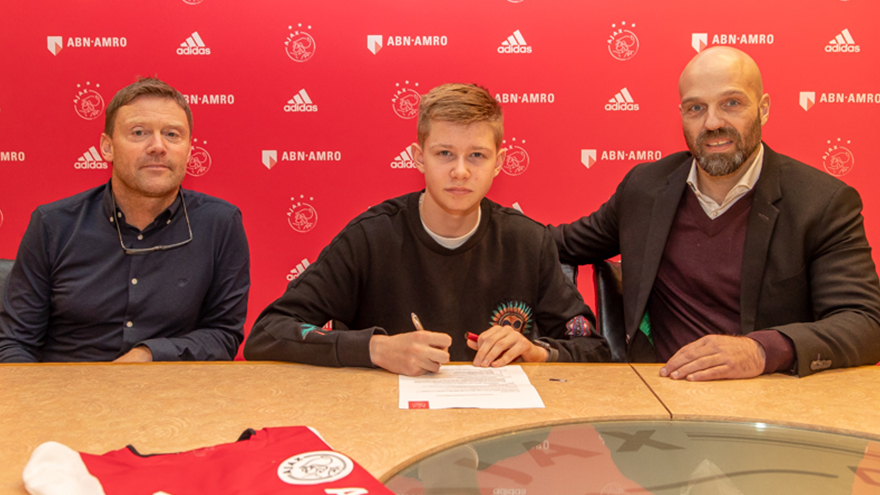 ajax-contracteert-kristian-hlynsson-1